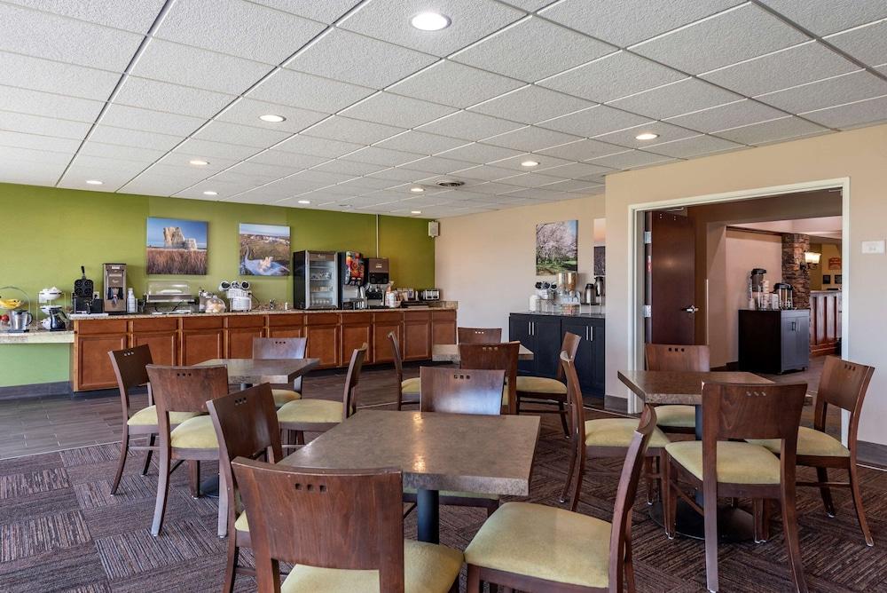Sleep Inn & Suites Oakley I-70 photo 14
