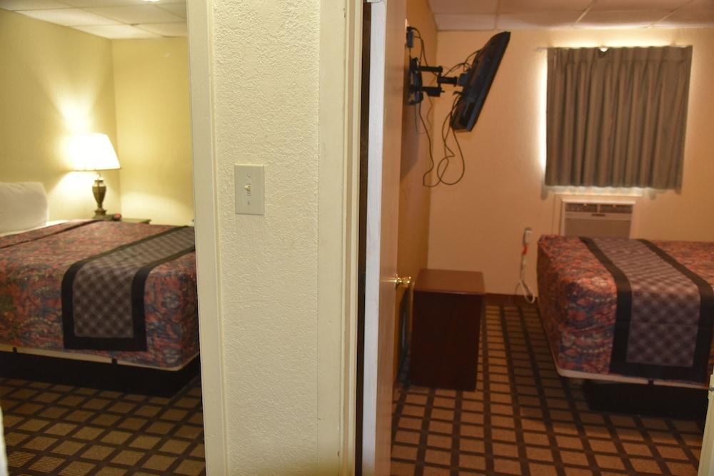 Extended Stay Snyder photo 2