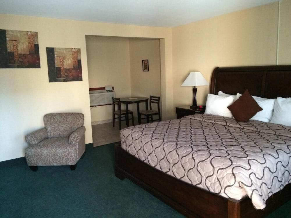 Pacer Inn And Suites Delaware photo 9