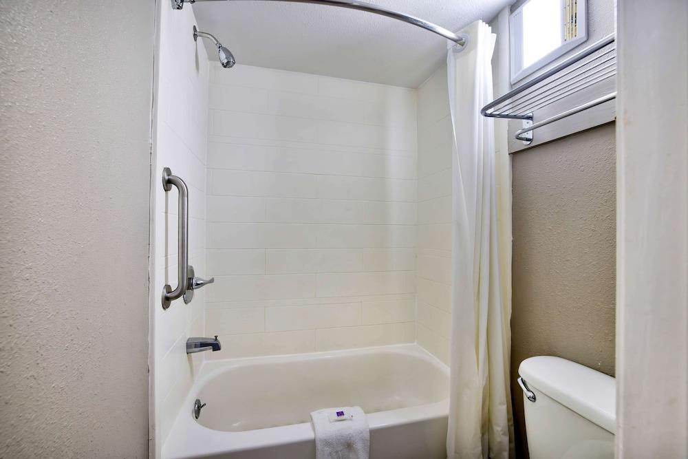 Motel 6 Jackson, MS photo 16