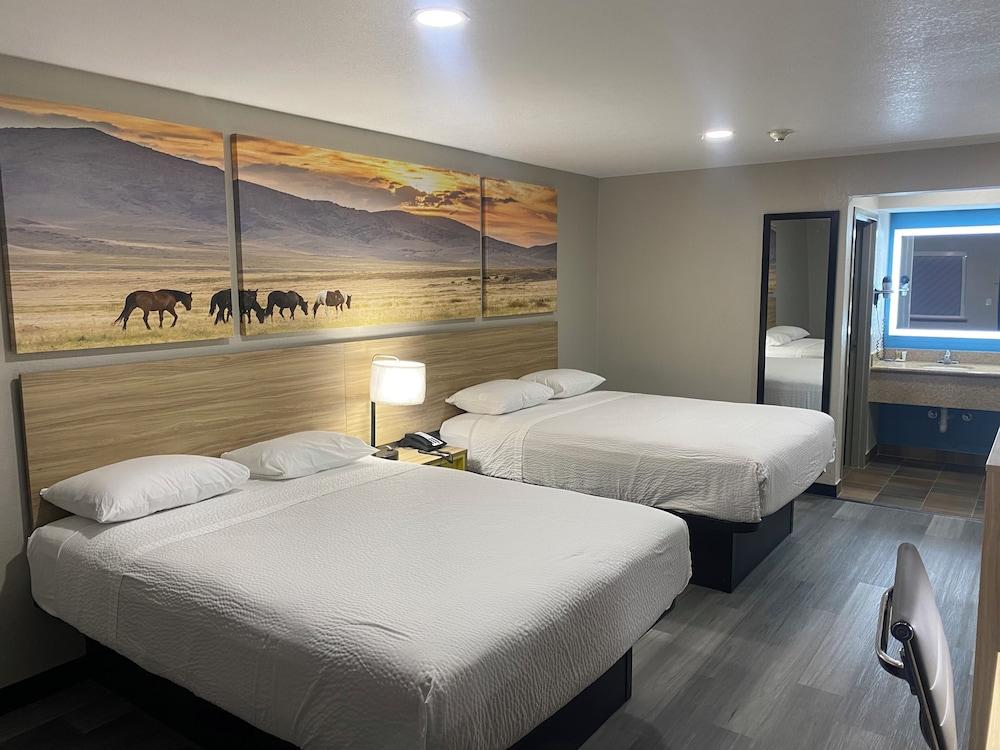 Days Inn by Wyndham El Paso West photo 14