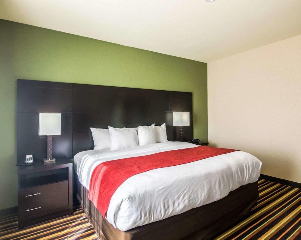 Spark by Hilton Amarillo Western Plaza photo 9