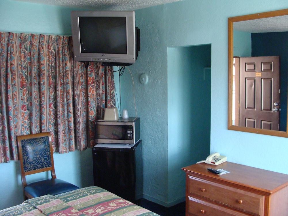 El Rancho Motel photo 17