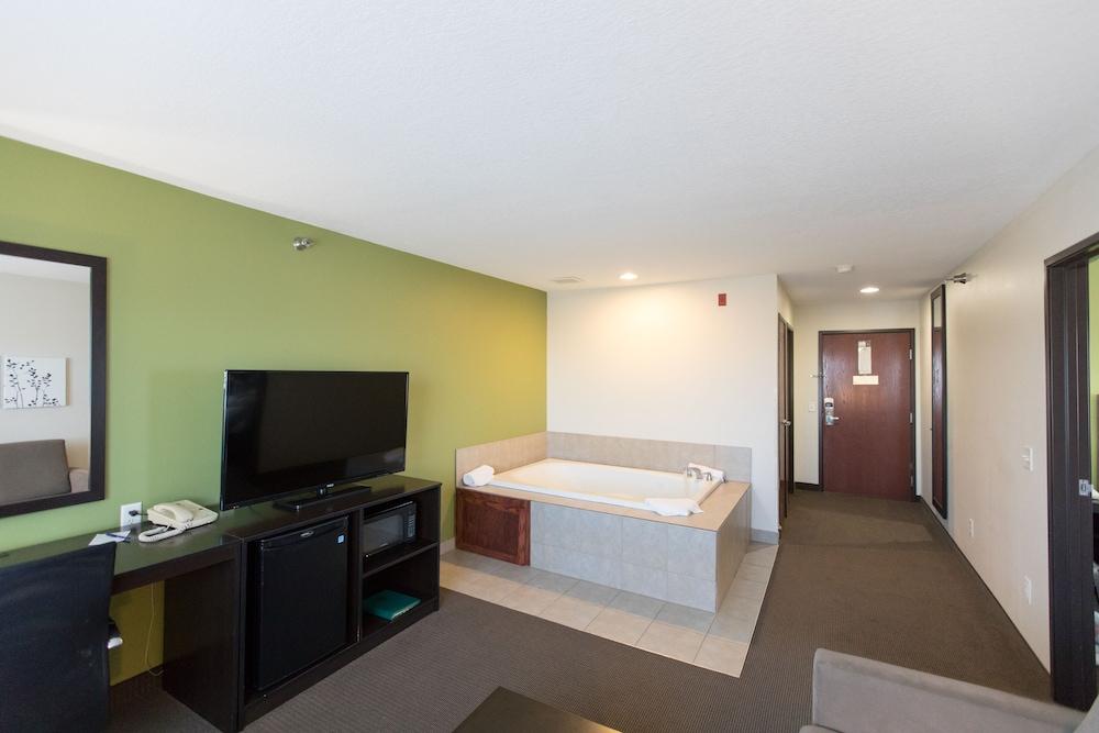 Sleep Inn & Suites Pleasant Hill - Des Moines photo 95
