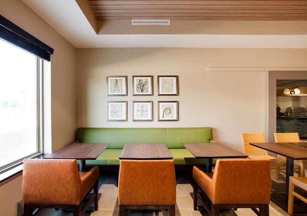 Country Inn & Suites by Radisson, Springfield Southeast photo 18