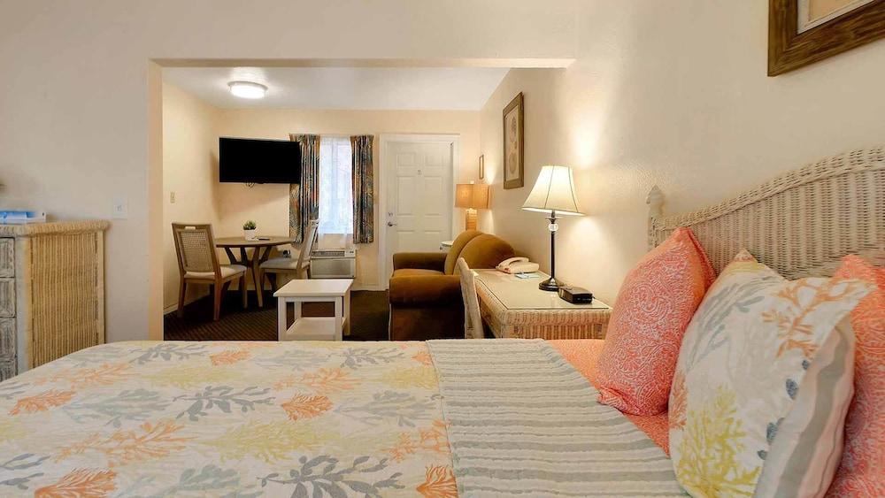 Carlton House Motel photo 6