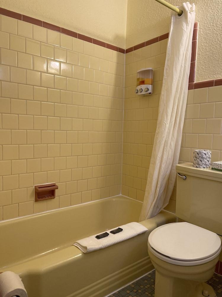 RusMar Motel photo 26