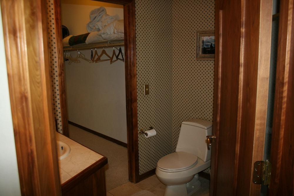 Bar W Guest Ranch photo 33