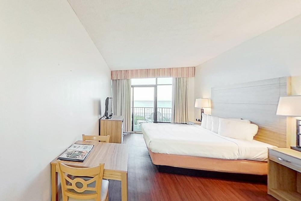 Ocean Park Resort by Vacasa photo 61