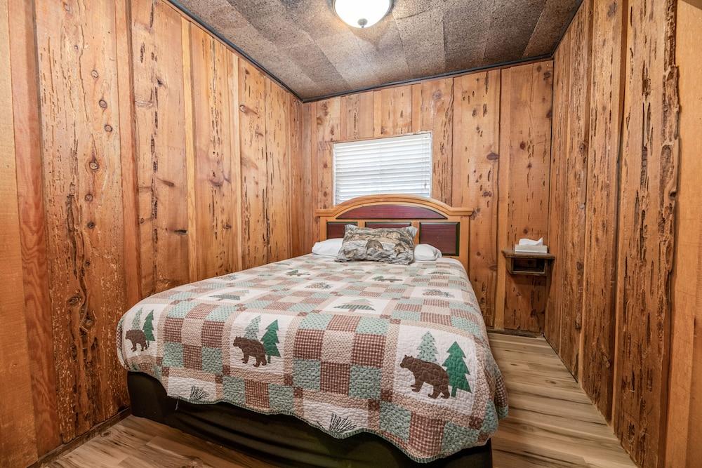 Big Bear Lakefront Lodge photo 25