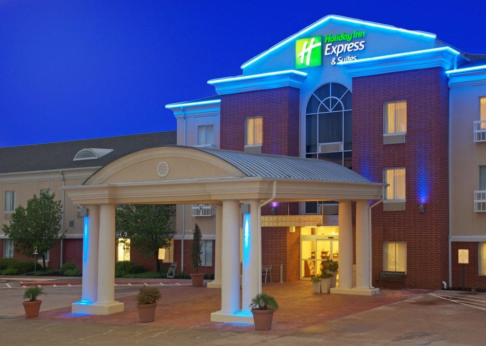 Holiday Inn Express Hotel & Suites Livingston by IHG photo 5