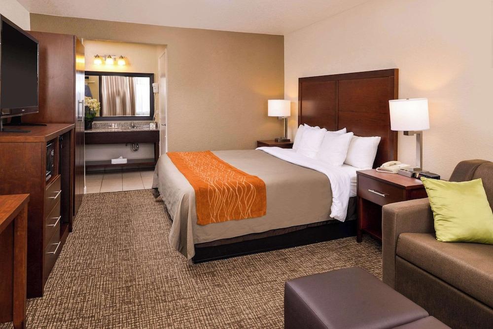 Rancho Cordova Inn photo 25