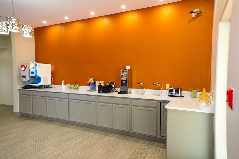 Wintergarden Inn photo 27