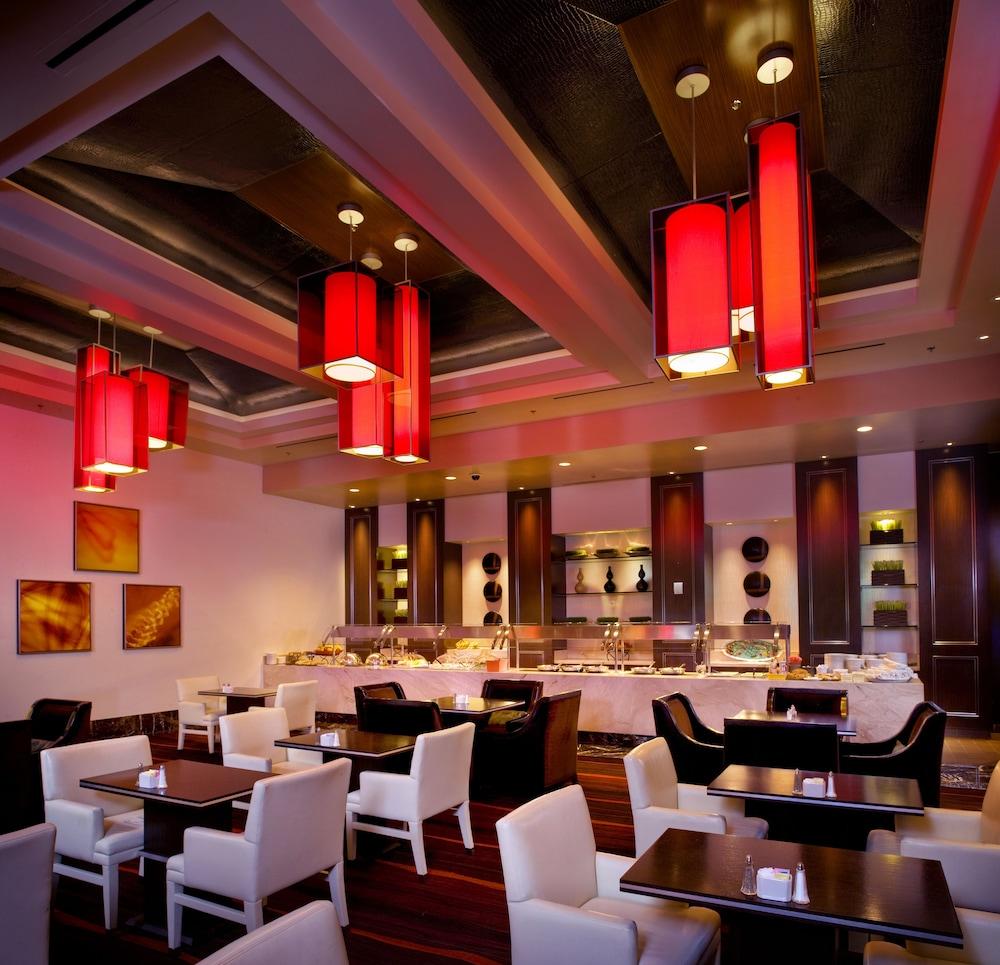Pala Casino Spa And Resort photo 32