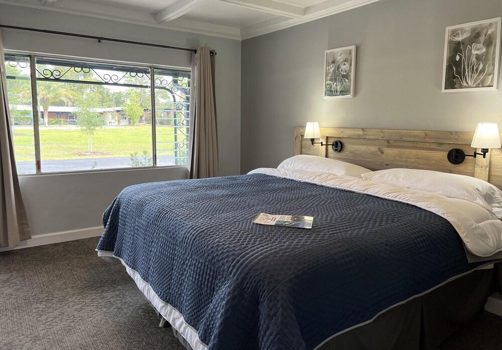 BlueGem Motel photo 39