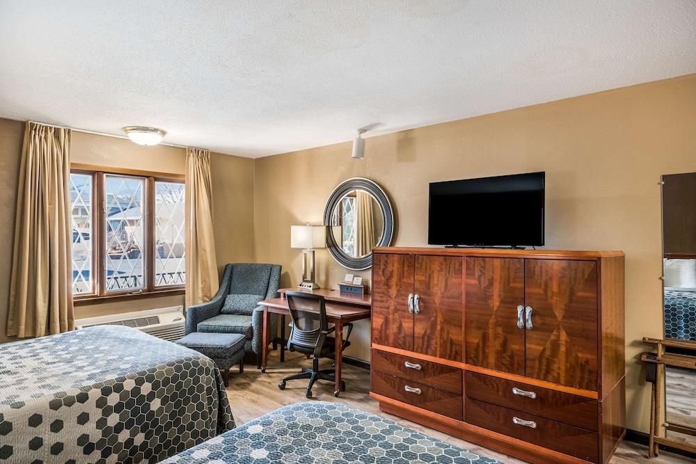 Econo Lodge Oskaloosa photo 29