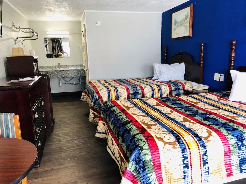 Linwood Motel photo 9