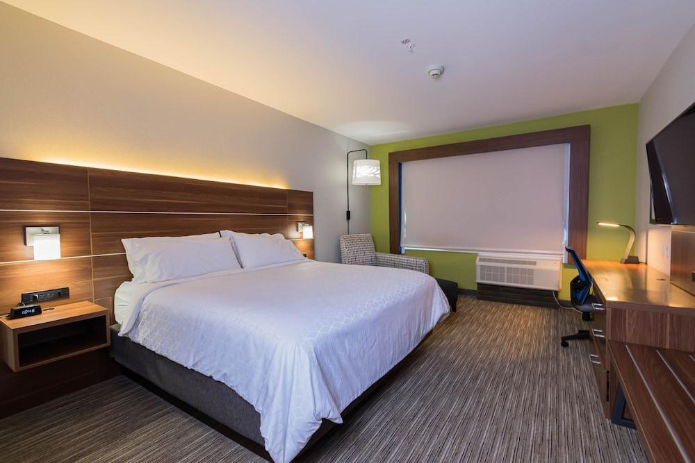Holiday Inn Express & Suites Houston North I-45 Spring by IHG photo 6