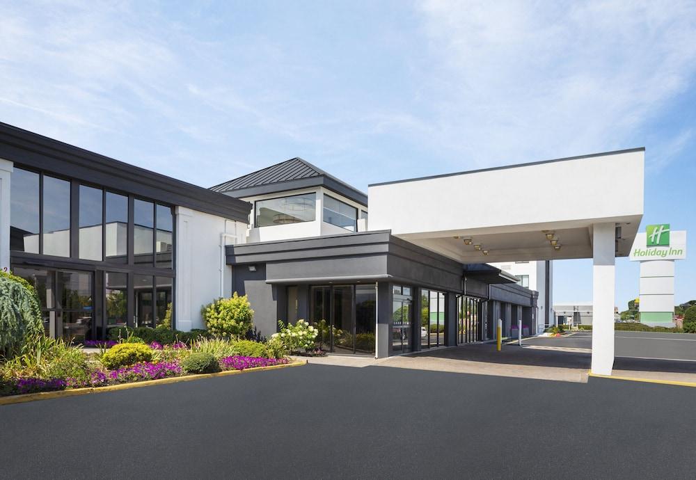 Holiday Inn Hasbrouck Heights-Meadowlands by IHG photo 1