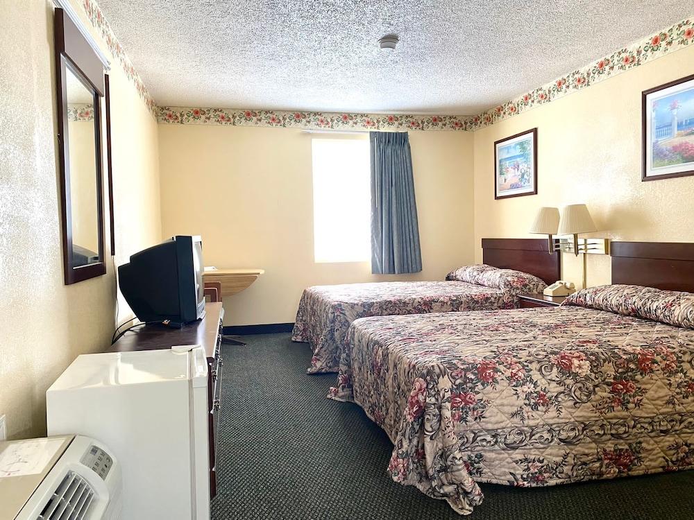 Economy Inn photo 3
