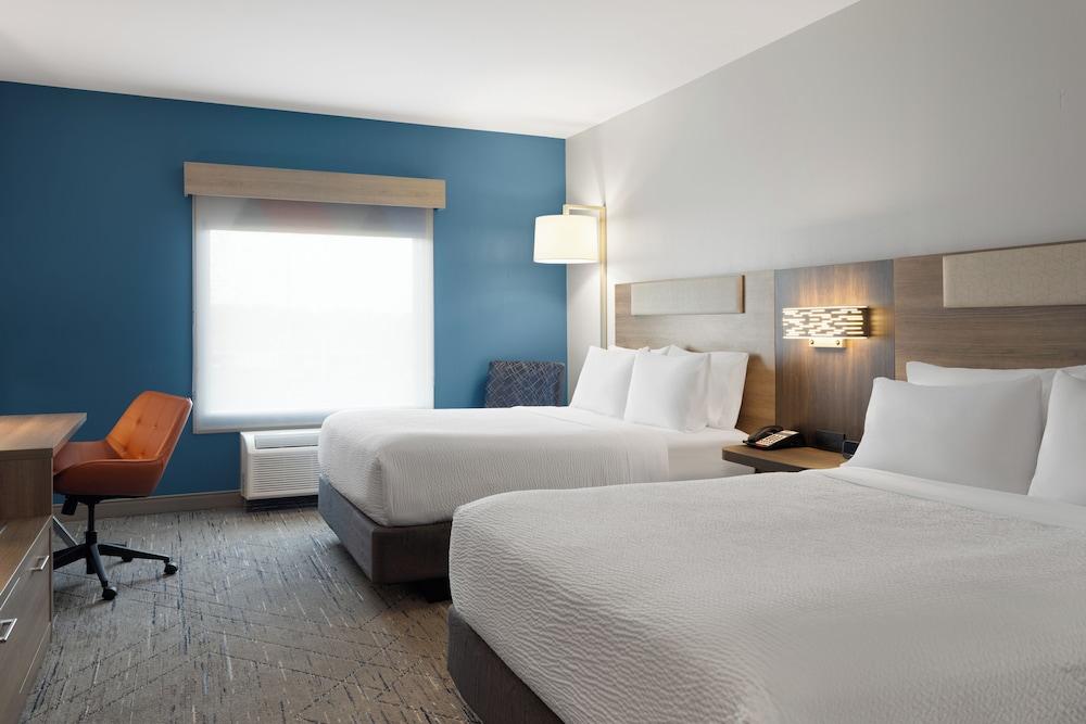 Holiday Inn Express & Suites Meridian I 20 by IHG photo 11