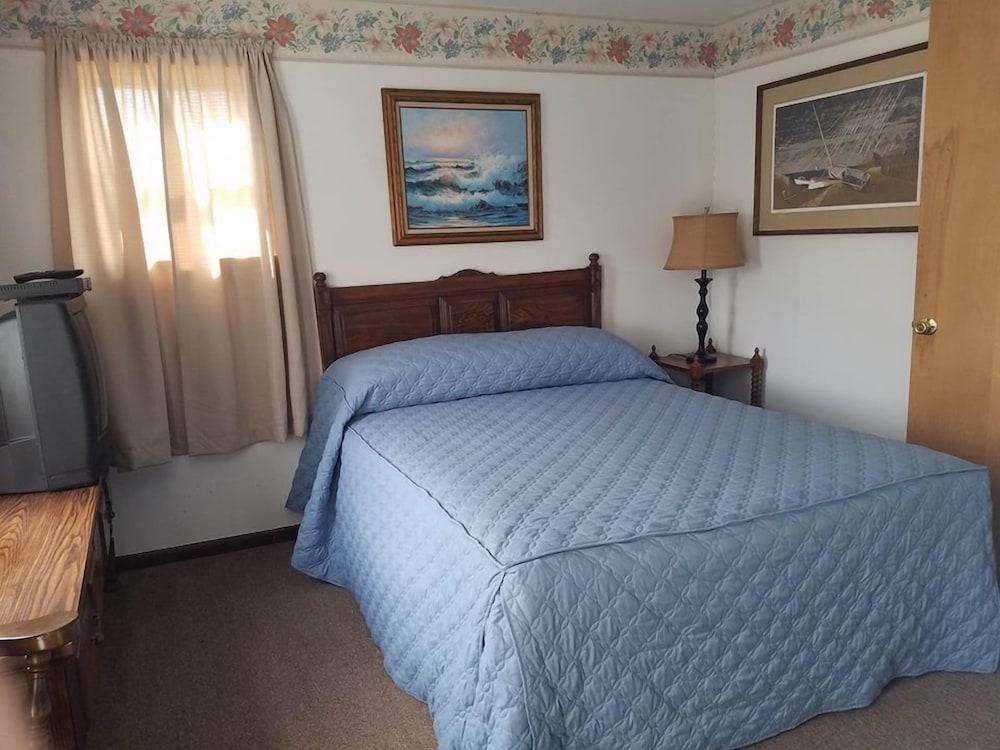 Leona's Motel photo 20
