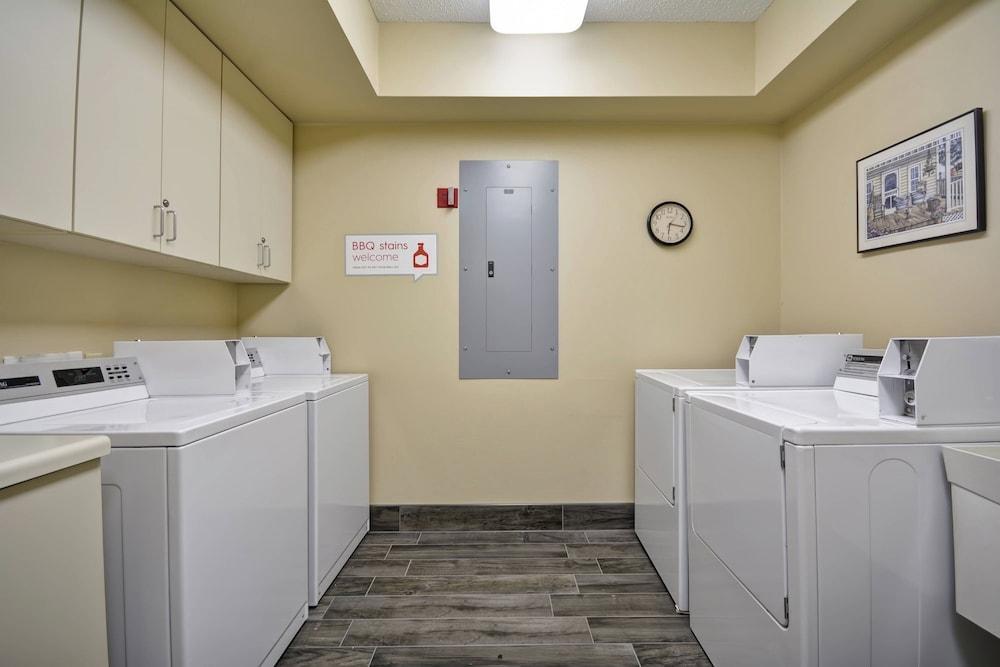 TownePlace Suites by Marriott Sioux Falls photo 25