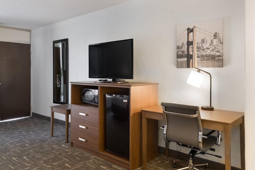 Clarion Hotel Concord/Walnut Creek photo 5