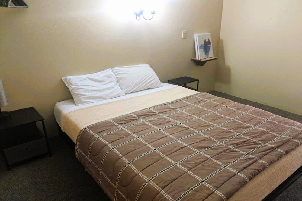 Love Hotels Kadoka by OYO at Badlands SD photo 14