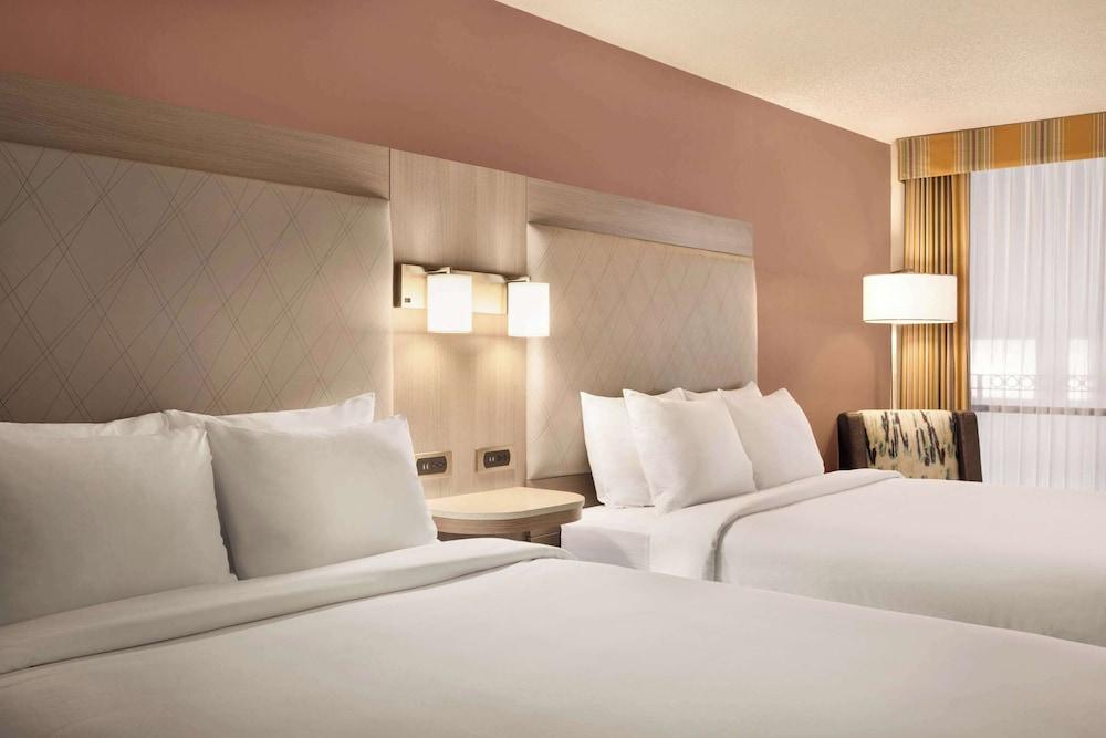 Radisson Hotel Lenexa Overland Park photo 11