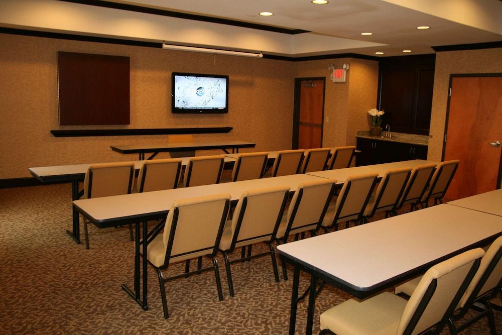 Hampton Inn & Suites Buffalo photo 33