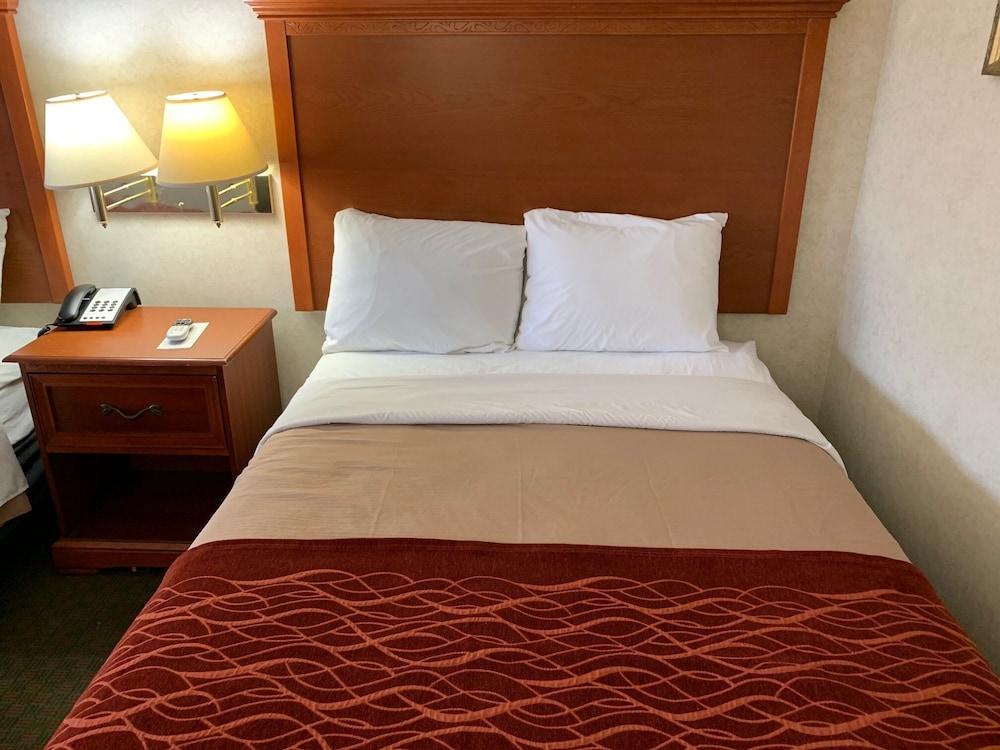 Coachman's Inn Motel photo 3