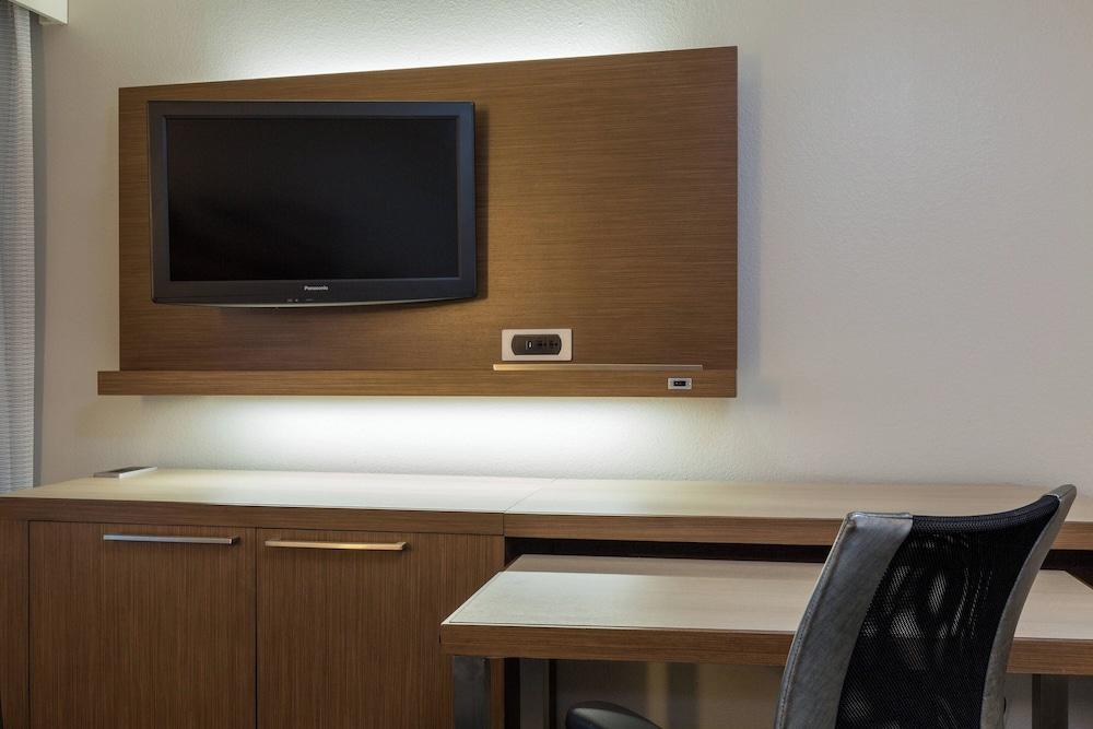 Courtyard by Marriott Dallas Mesquite photo 10