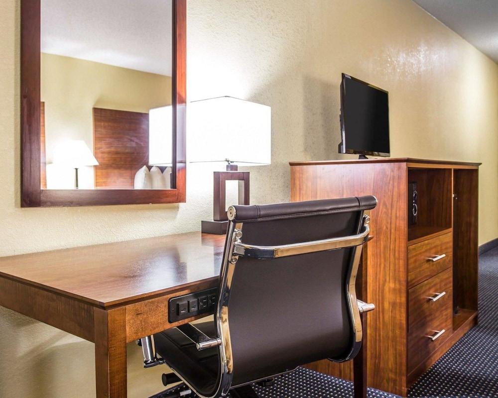 Quality Inn Mullins - Marion photo 30