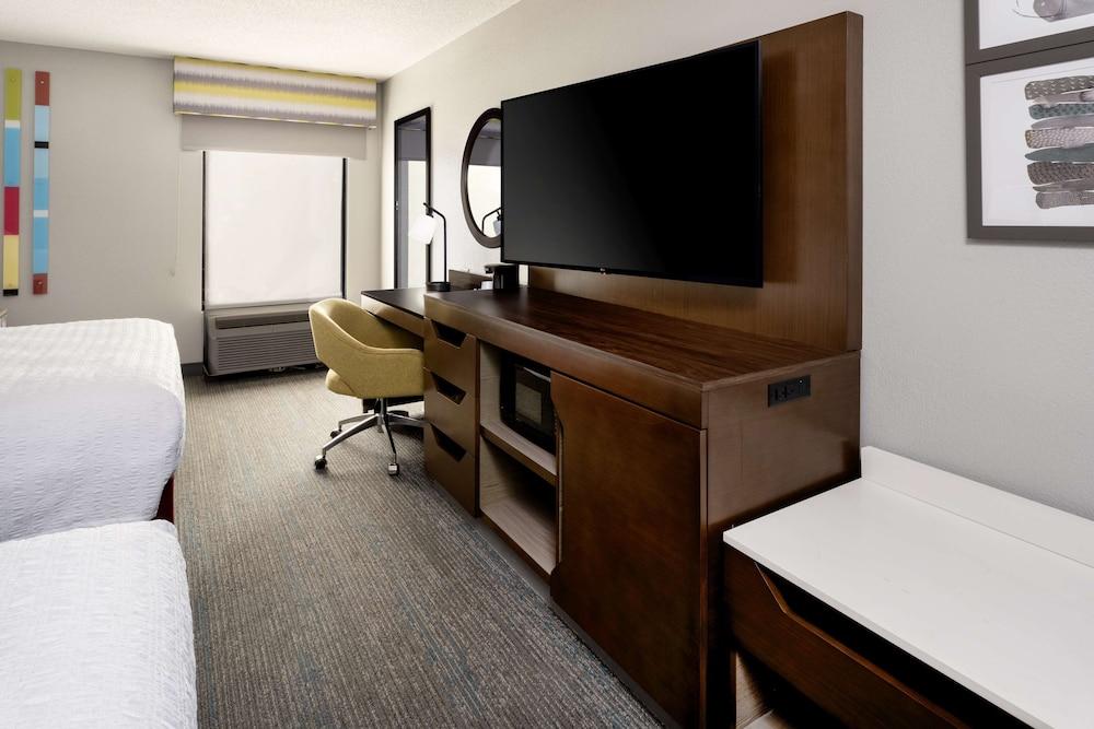 Hampton Inn Richmond-Southwest-Hull Street photo 14