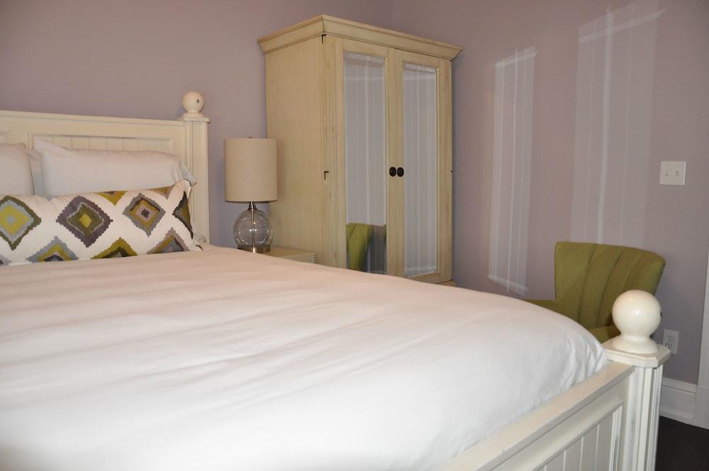 Peter Shields Inn & Restaurant photo 14