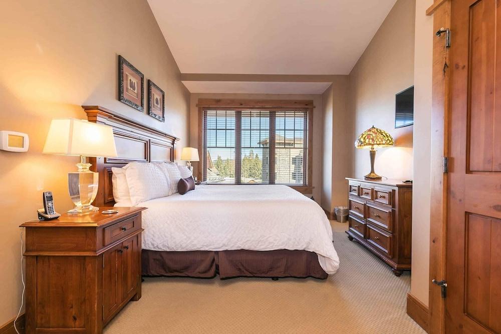 East West Hospitality Tahoe photo 54