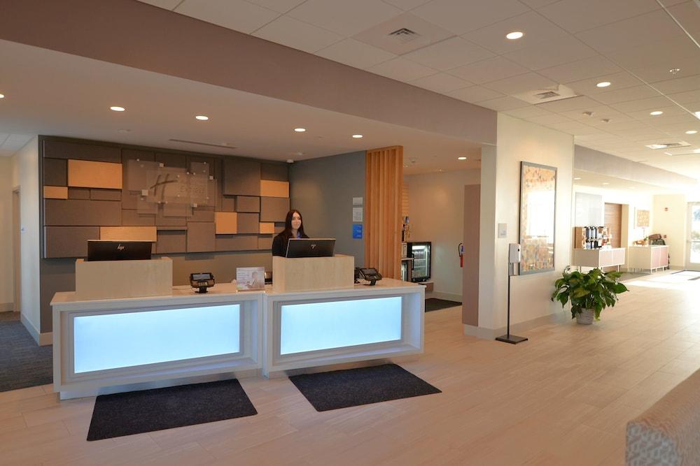Holiday Inn Express & Suites Onalaska La Crosse Area by IHG photo 39