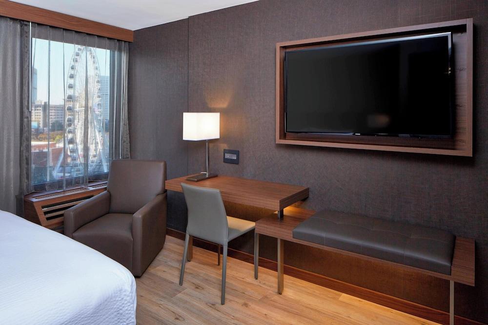 AC Hotel by Marriott Atlanta Downtown photo 14