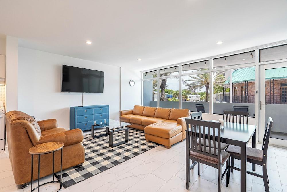 BeachSide 9th Residences photo 81
