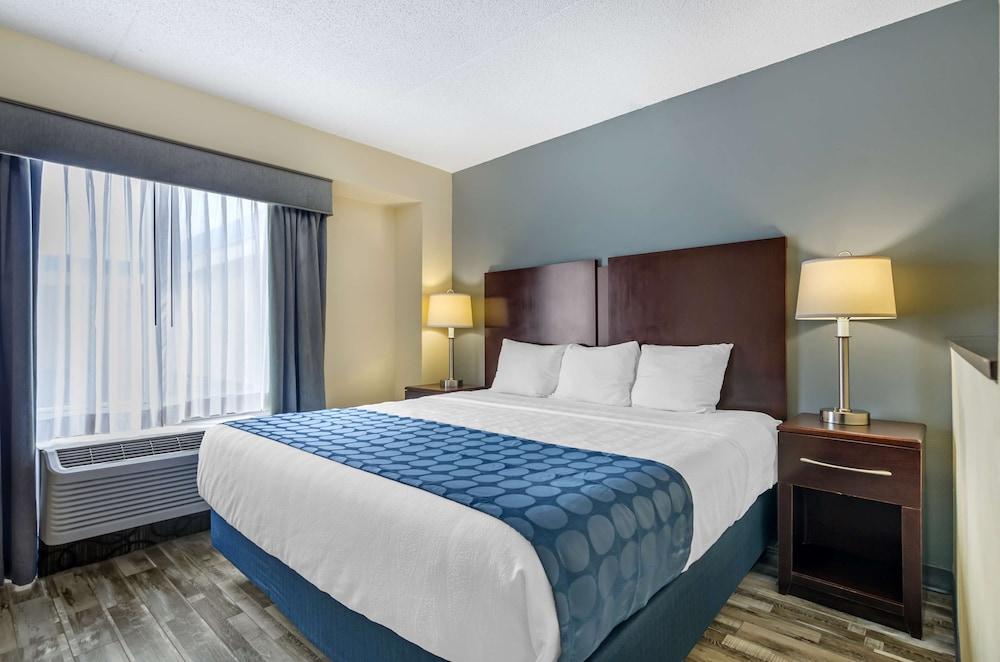 Best Western Plus Waynesboro Inn & Suites Conference Center photo 34