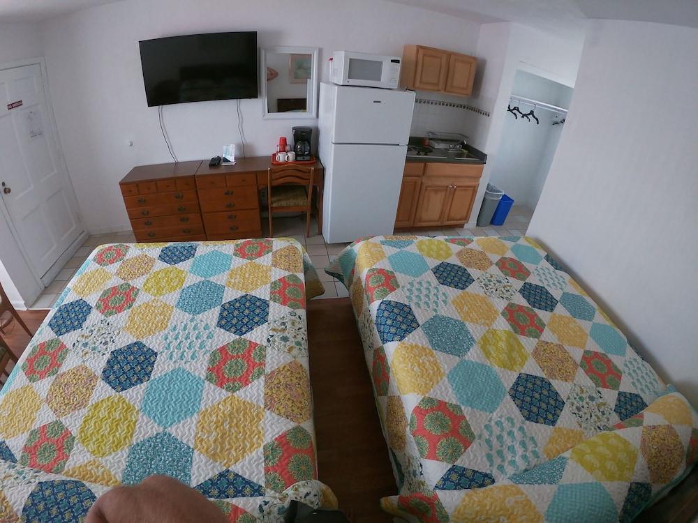 Sea Chest Motel photo 3