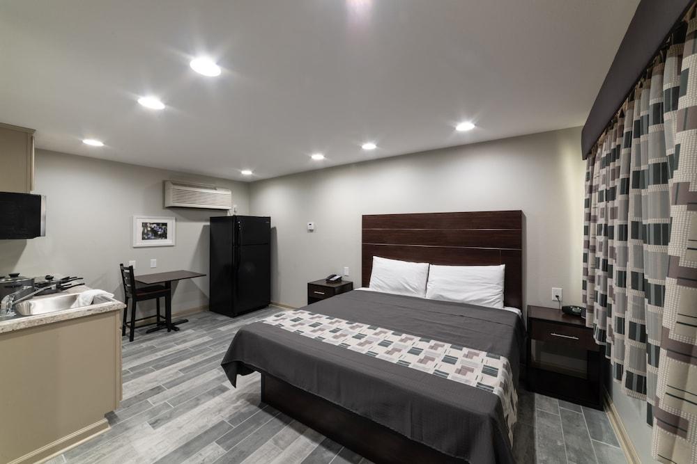 Budget Inn & Suites photo 8