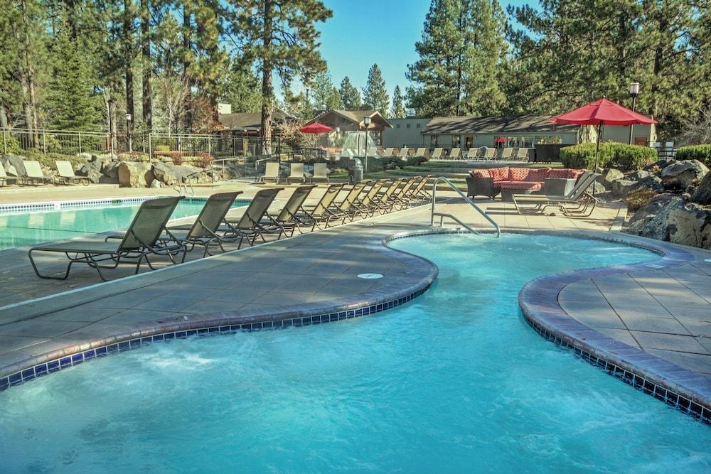 Seventh Mountain Resort photo 51