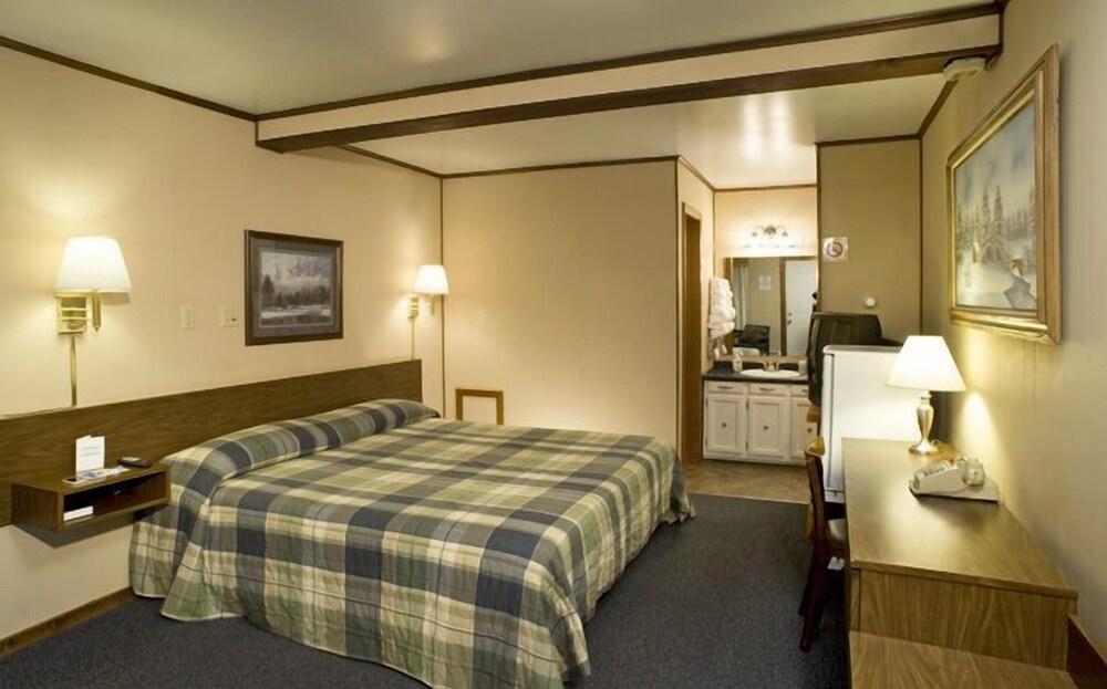 Marina Motel photo 6