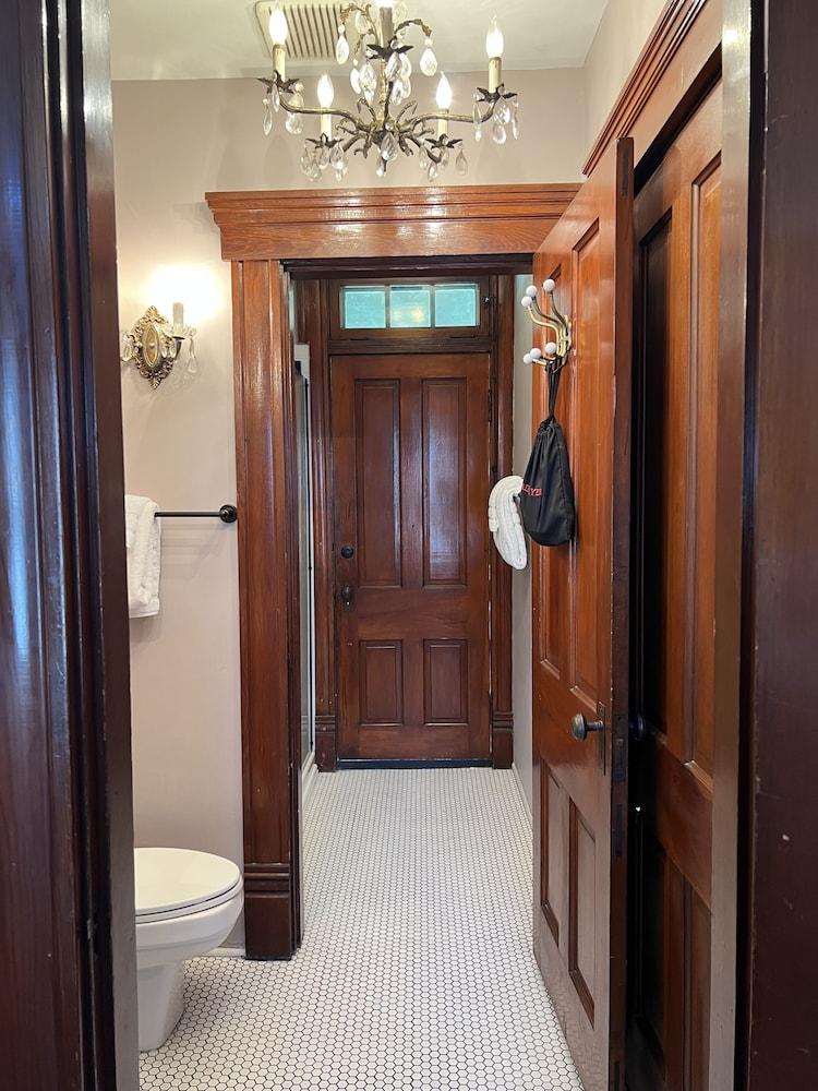 The Buxton Inn photo 58