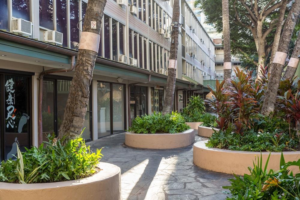 Kuhio Banyan Club photo 48