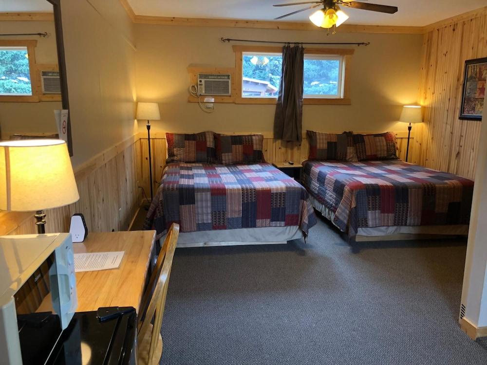 Hotel Expedition photo 5