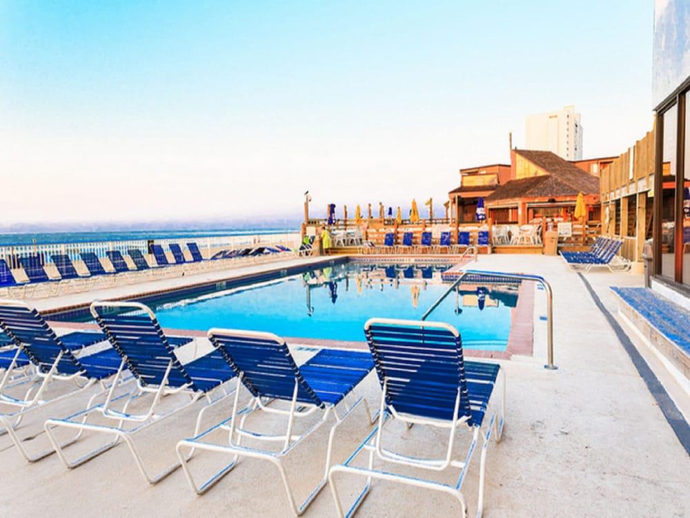 Sands Ocean Club Resort photo 36