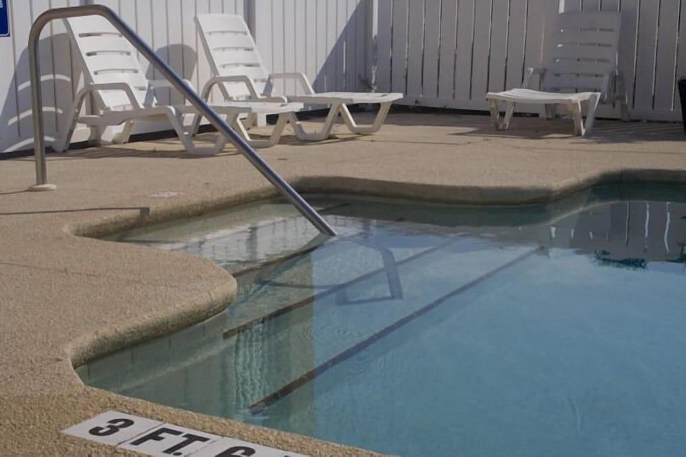 Oceanview Lodge photo 26
